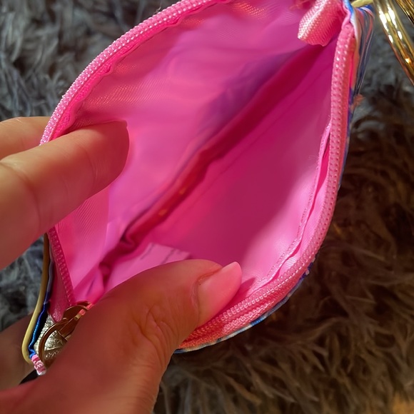 NWOT Lilly Pulitzer ID wallet - Picture 3 of 4
